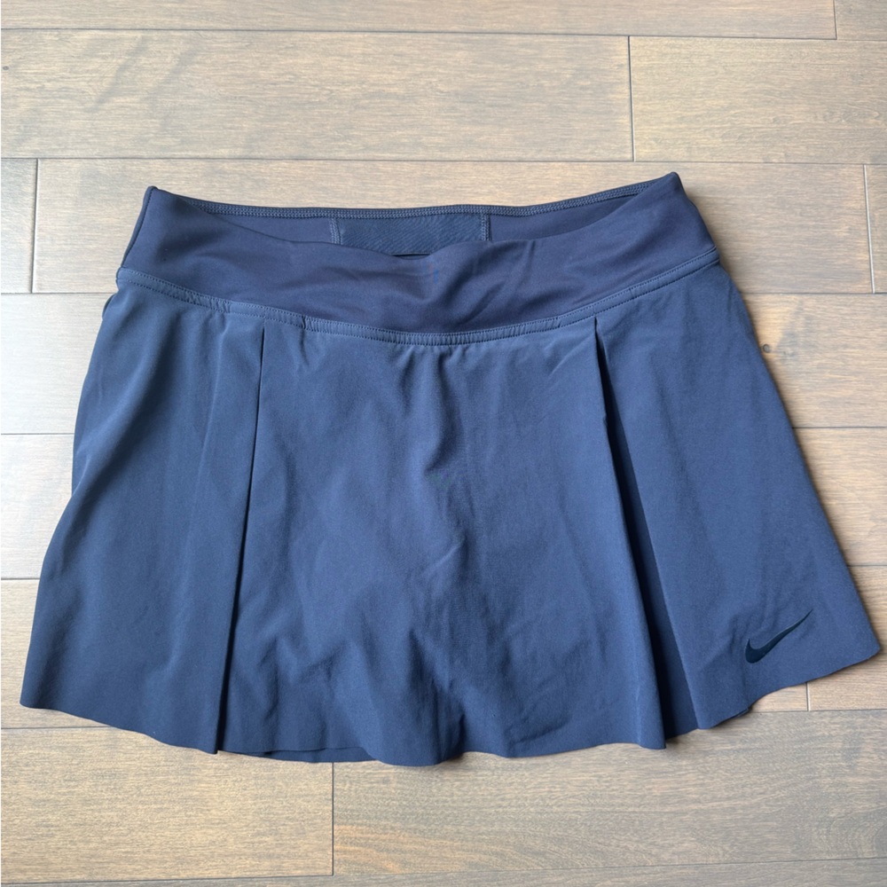 Nike Golf Skort.  Mini Skater Skirt Pleated. Medium